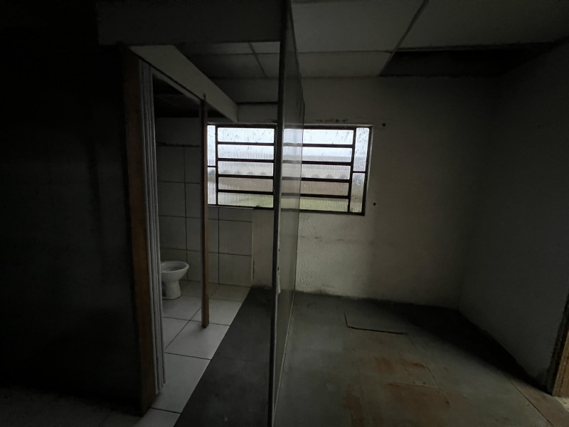 Terreno à venda Terceira Divisão de Interlagos com 300m² e 1 quarto por R$ 580.000 - 461871270-img-3665.jpeg