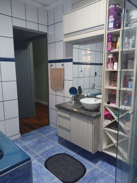 Casa à venda Jardim Maritéia com 250m² e 3 quartos por R$ 480.000 - 437031540-inbound1089171198544673213.jpg