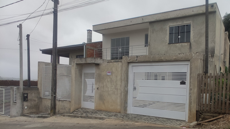 imóvel com 200m² - Jardim Benato - Itaperucu