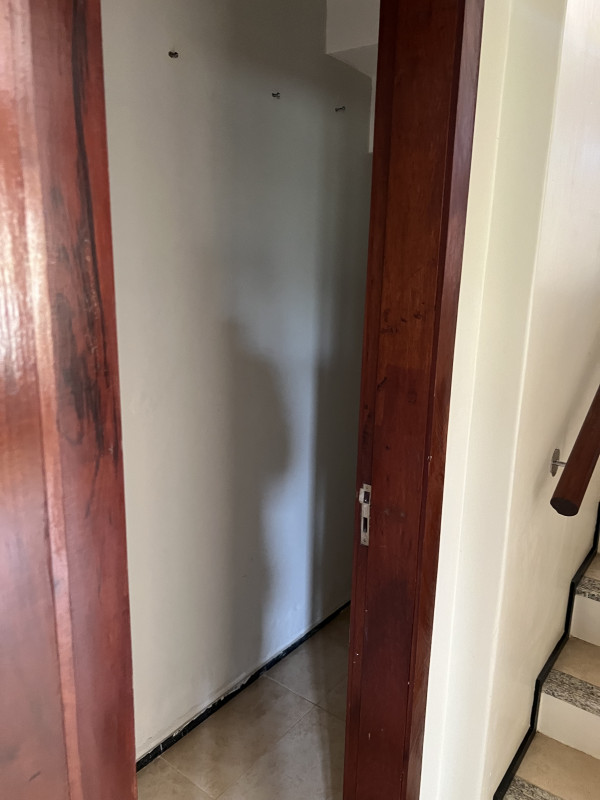 Casa de condomínio à venda Porto das Dunas com 486m² e 5 quartos por R$ 1.100.000 - 2077173751-img-8816.jpeg