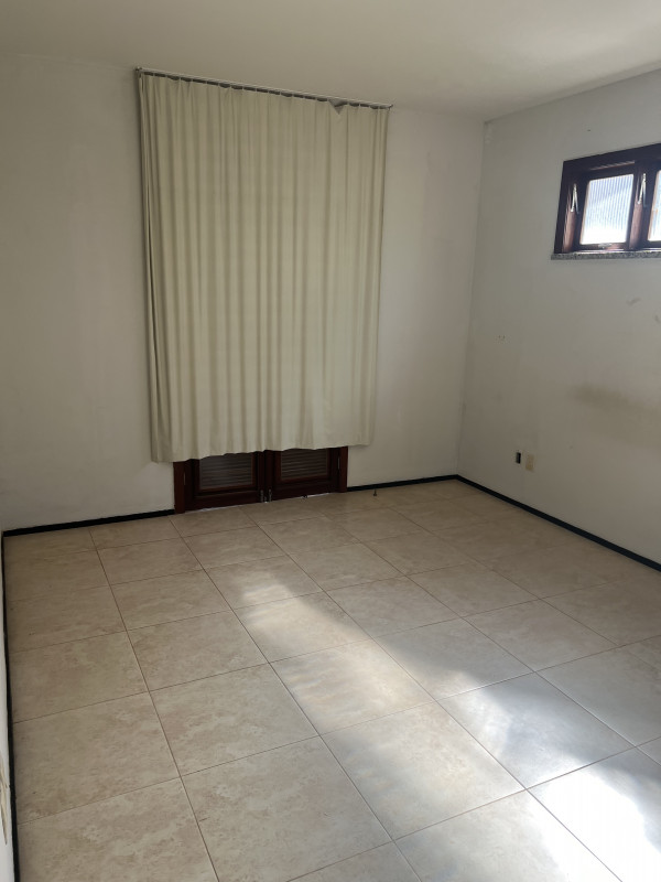 Casa de condomínio à venda Porto das Dunas com 486m² e 5 quartos por R$ 1.100.000 - 2142655579-img-8793.jpeg