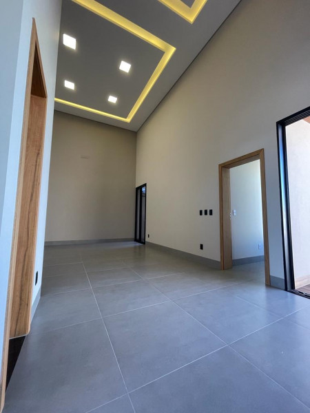 imóvel com 177m² - Jardim Cristhais - Dourados