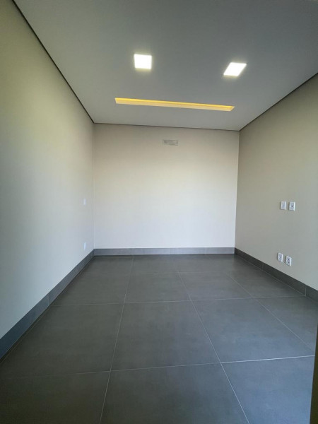 imóvel com 177m² - Jardim Cristhais - Dourados