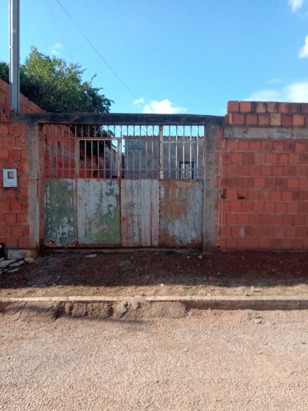 imóvel com 250m² - Centro - Padre Bernardo