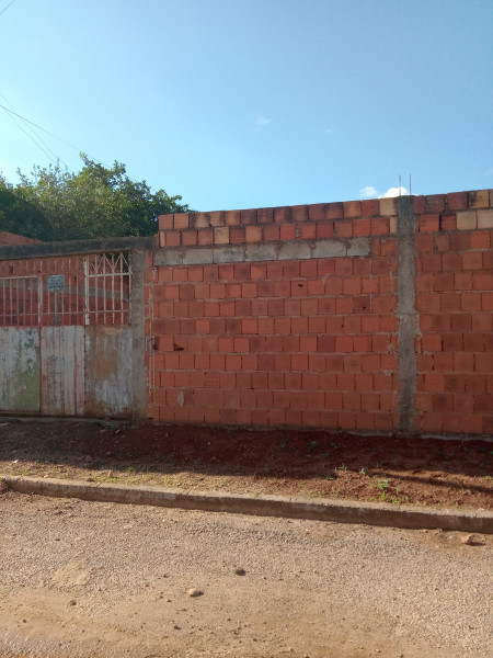 imóvel com 250m² - Centro - Padre Bernardo
