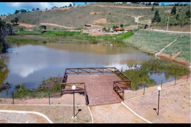 Terreno à venda Centro com 460m² e 1 quarto por R$ 79.000 - 265454324-img-1014.jpg
