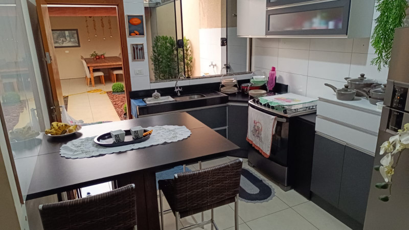 imóvel com 180m² - Jardim Real - Maringá