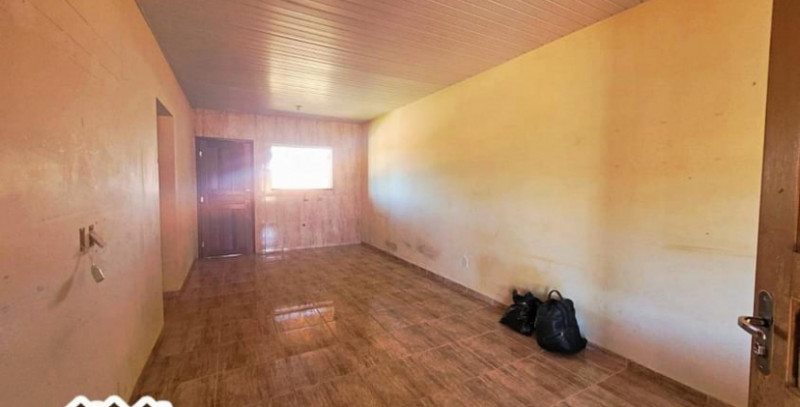 Casa à venda Centro com 60m² e 2 quartos por R$ 100.000 - 517536784-img-1696.jpeg