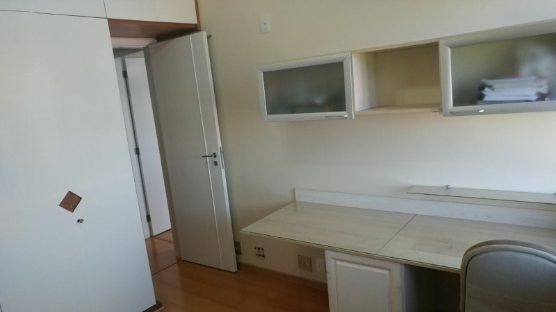 Apartamento à venda Barra da Tijuca com 127m² e 4 quartos por R$ 1.590.000 - 380115784-a-quarto-d-ok-1.jpeg
