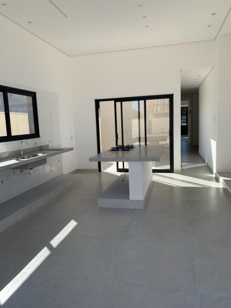 imóvel com 255m² - Centro - Nova Odessa