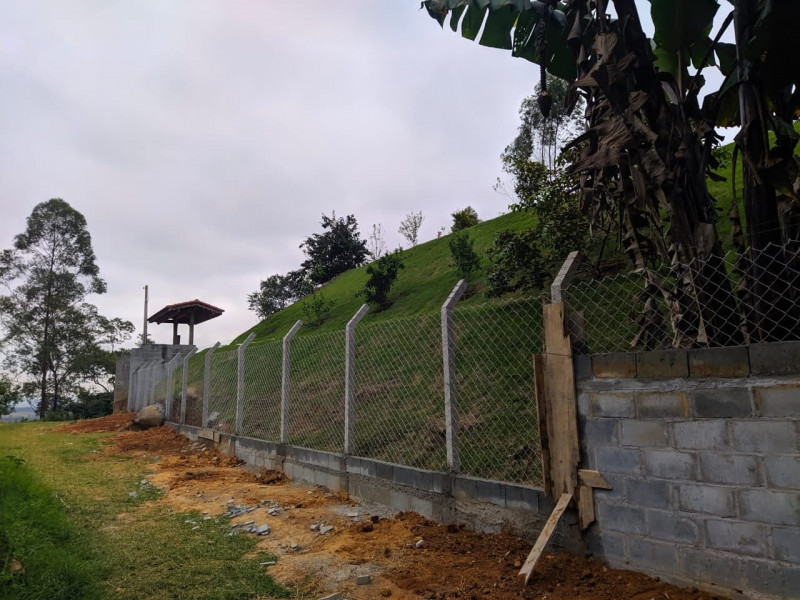 imóvel com 2000m² - Centro - Igaratá