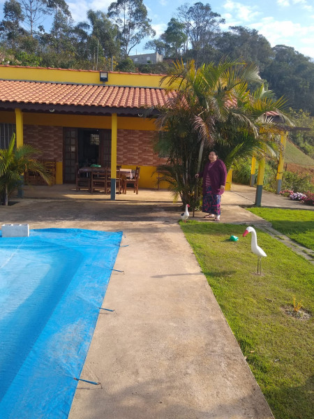 imóvel com 2000m² - Centro - Igaratá