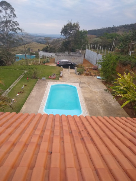imóvel com 2000m² - Centro - Igaratá