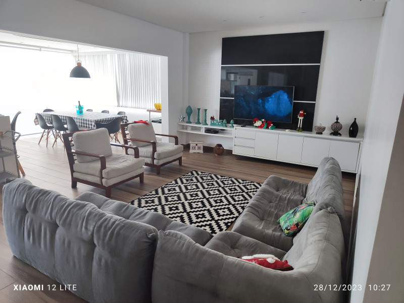 Cobertura à venda Jardim Tres Marias com 220m² e 4 quartos por R$ 1.500.000 - 1616810326-img-20231228-102718.jpg