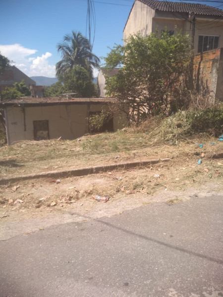 imóvel com 24m² - Parque Santa Eugenia - Queimados