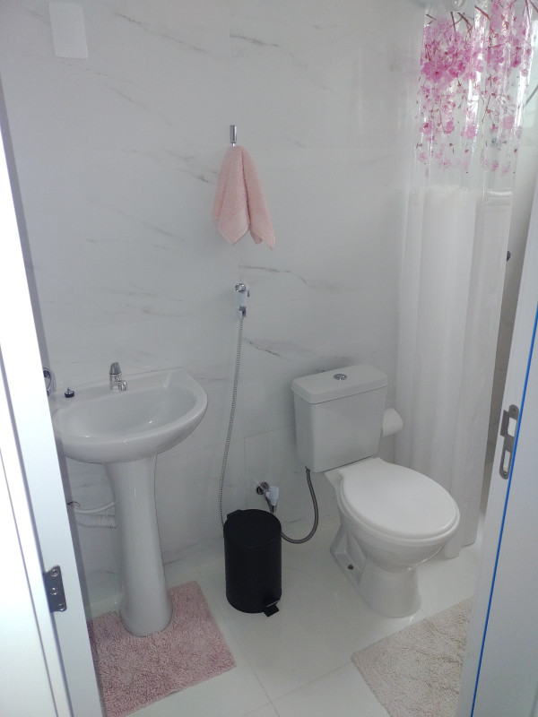Casa à venda Comasa com 100m² e 2 quartos por R$ 385.000 - 1486957304-banheiro-suite-1.jpg