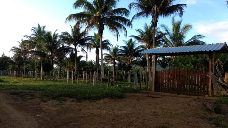 imóvel com 350m² - Centro - Una