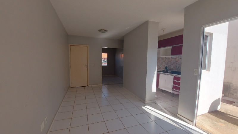 imóvel com 140m² - Centro - Valparaiso de Goias