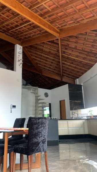 Casa à venda Cidade Líder com 180m² e 4 quartos por R$ 1.000.000 - 1946934507-5955824a-301d-4c8c-a1d0-1e87446b03ff.jpeg