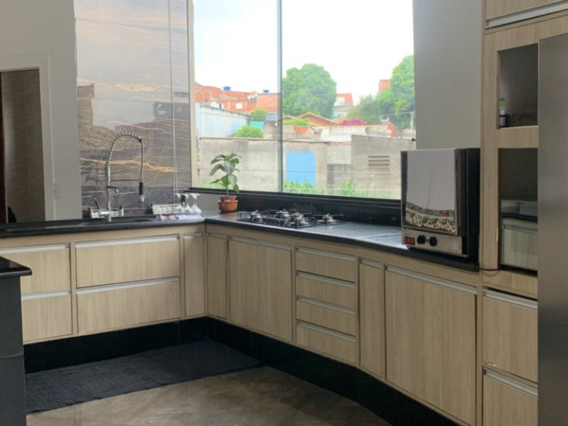 Casa à venda Cidade Líder com 180m² e 4 quartos por R$ 1.000.000 - 683687799-77c2cbba-67e0-4886-a409-e2c6c8b59a5b.jpeg