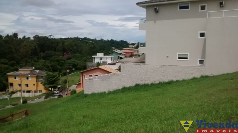 imóvel com 250m² - Quintas do Ingaí - Santana de Parnaiba