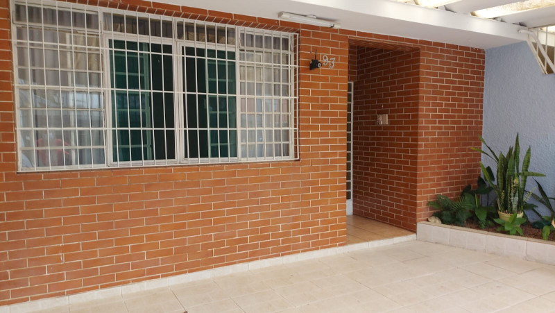 Casa à venda Santo Amaro com 200m² e 3 quartos por R$ 900.000 - 1281723472-foto-entrada.jpeg