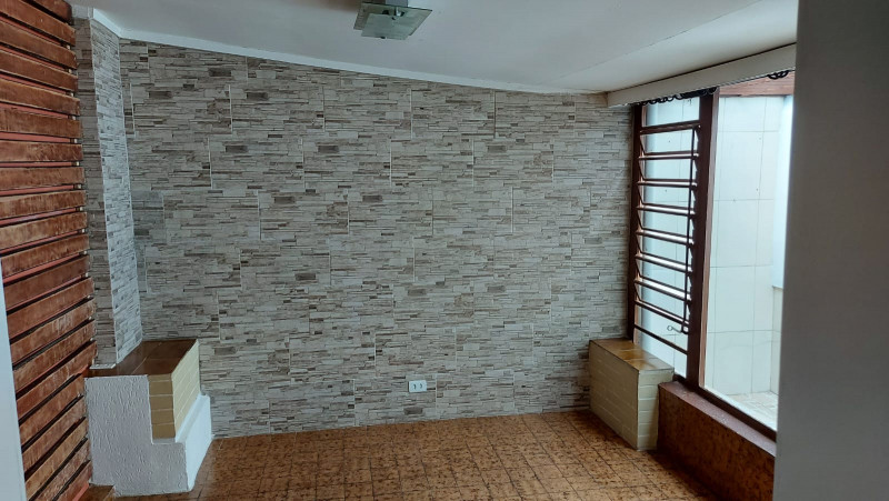 Casa à venda Santo Amaro com 200m² e 3 quartos por R$ 900.000 - 509894039-foto-saleta.jpeg