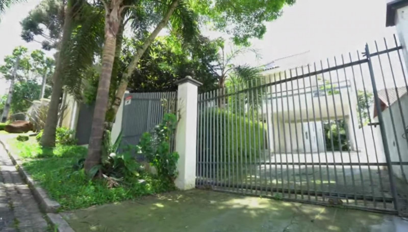 Casa à venda Barreirinha com 260m² e 3 quartos por R$ 1.100.000 - 1361131276-1.jpg