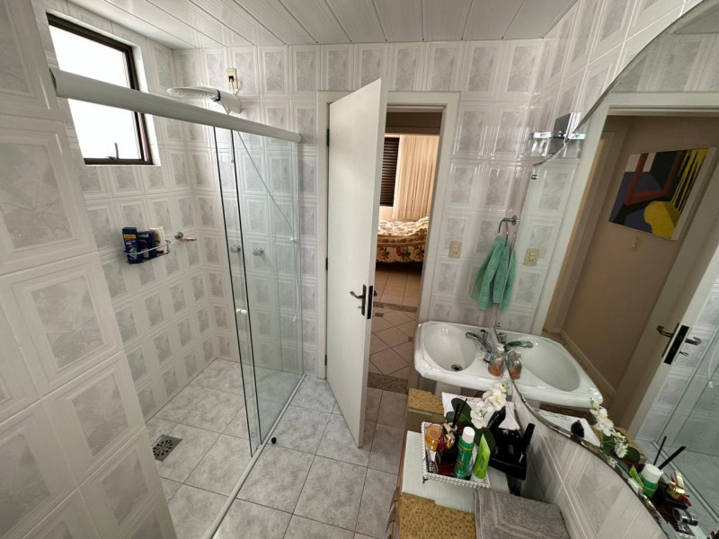 Apartamento à venda Centro com 119m² e 4 quartos por R$ 799.000 - 1198445720-img-20230419-wa0029.jpg