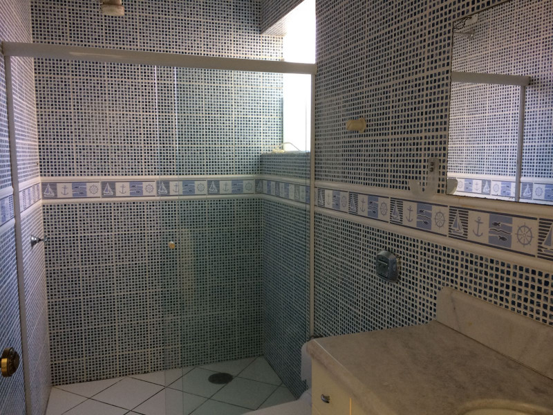 imóvel com 311m² - Josedy - Peruíbe