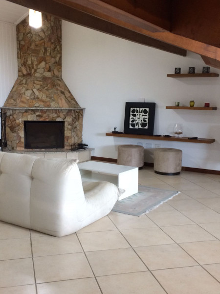 imóvel com 311m² - Josedy - Peruíbe