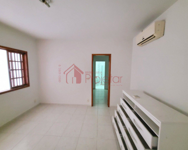 Casa à venda Centro com 270m² e 4 quartos por R$ 570.000 - 1221835997-whatsapp-image-2024-01-04-at-09.jpeg