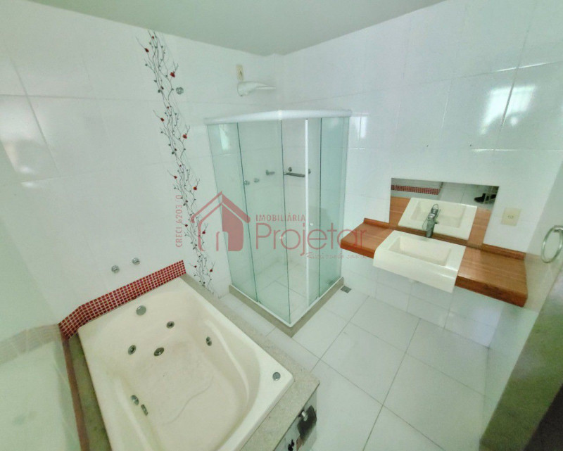 Casa à venda Centro com 270m² e 4 quartos por R$ 570.000 - 1668379149-whatsapp-image-2024-01-04-at-09.jpeg