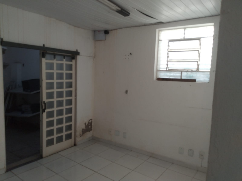 Comercial à venda Ponte Preta com 107m² e 1 quarto por R$ 390.000 - 814665606-54a5ded2-085c-4a50-b129-5ab7ee3f9593.jpeg