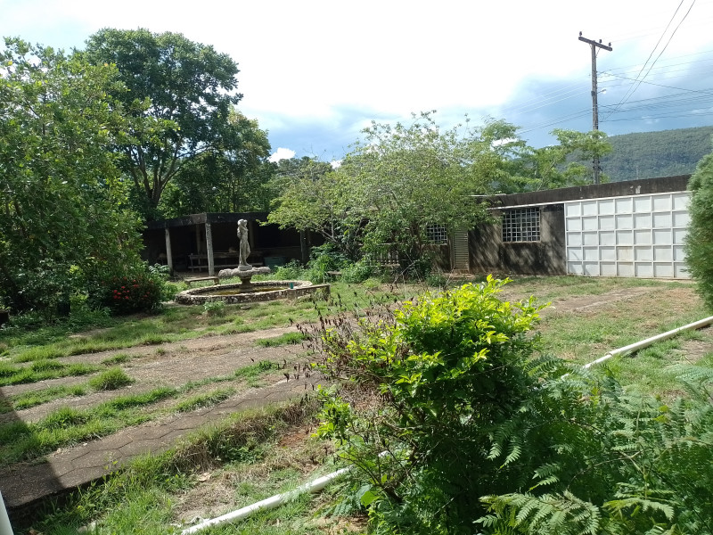 imóvel com 1200m² - Bela Vista - Aragarças
