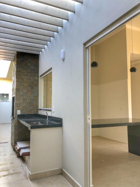 Casa de condomínio à venda Petit-Trianon com 200m² e 3 quartos por R$ 650.000 - 1869995235-whatsapp-image-2024-01-04-at-18.jpeg