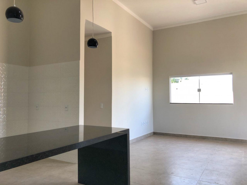 Casa de condomínio à venda Petit-Trianon com 200m² e 3 quartos por R$ 650.000 - 2083910553-whatsapp-image-2024-01-04-at-18.jpeg