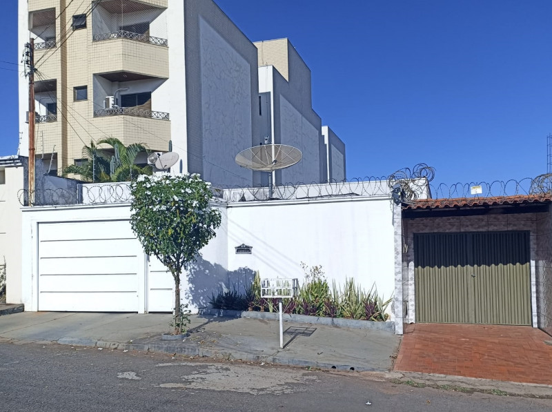 imóvel com 530000m² - Daniel Fonseca - Uberlândia