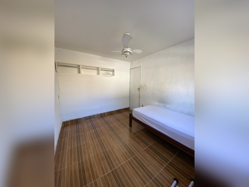 Casa à venda Guaratiba com 240m² e 2 quartos por R$ 215.000 - img-4886.JPG