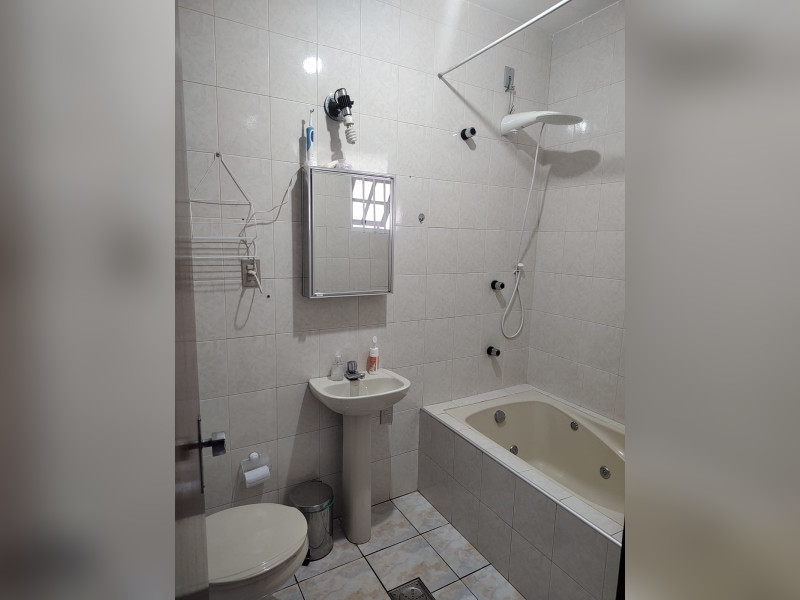 Casa à venda Parque Taquaral com 305m² e 4 quartos por R$ 620.000 - banheiro-suite-casa-2.jpeg