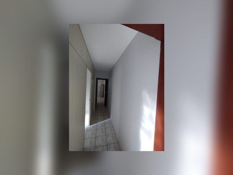 Casa à venda Parque Taquaral com 305m² e 4 quartos por R$ 620.000 - corredor.jpg