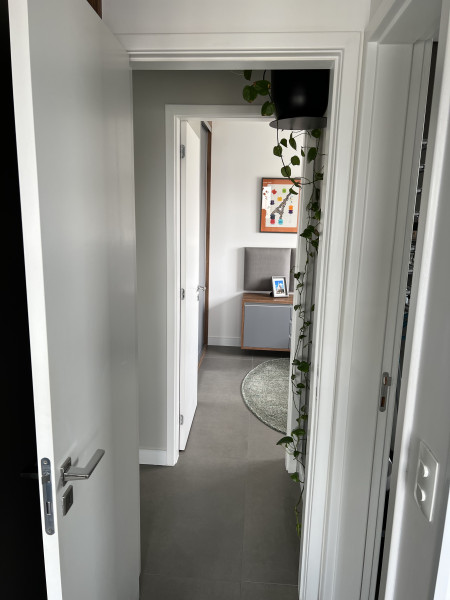 Apartamento à venda Vila Mariana com 75m² e 2 quartos por R$ 1.410.000 - 1078019435-corredor.jpeg