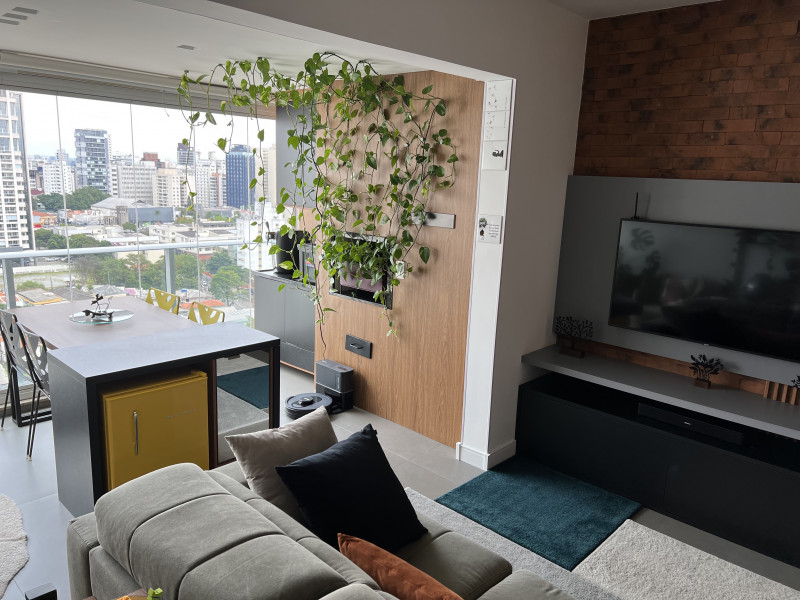 Apartamento à venda Vila Mariana com 75m² e 2 quartos por R$ 1.410.000 - 1876185979-sala-2.jpeg