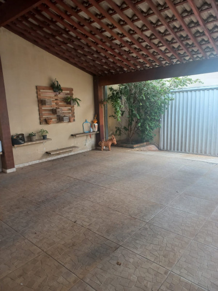 Casa à venda Jardim Holanda com 250m² e 4 quartos por R$ 510.000 - 1017435658-img-20231220-wa0093.jpg