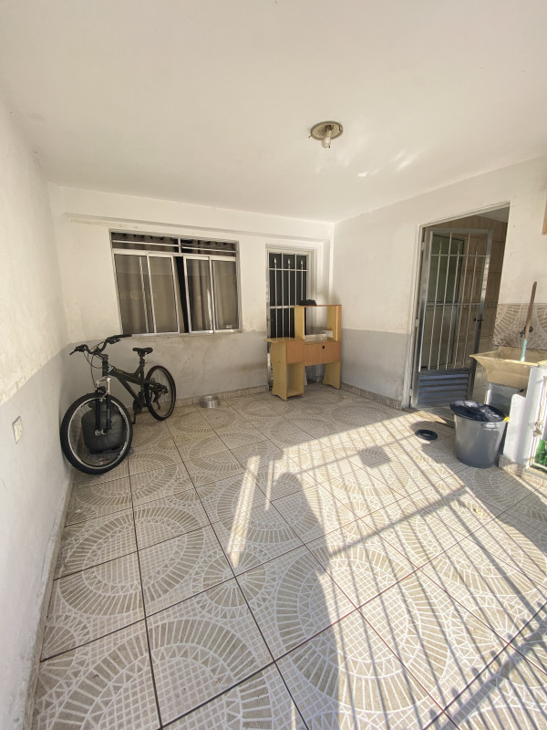 imóvel com 150m² - Conjunto Habitacional Presidente Castelo Branco - Carapicuiba