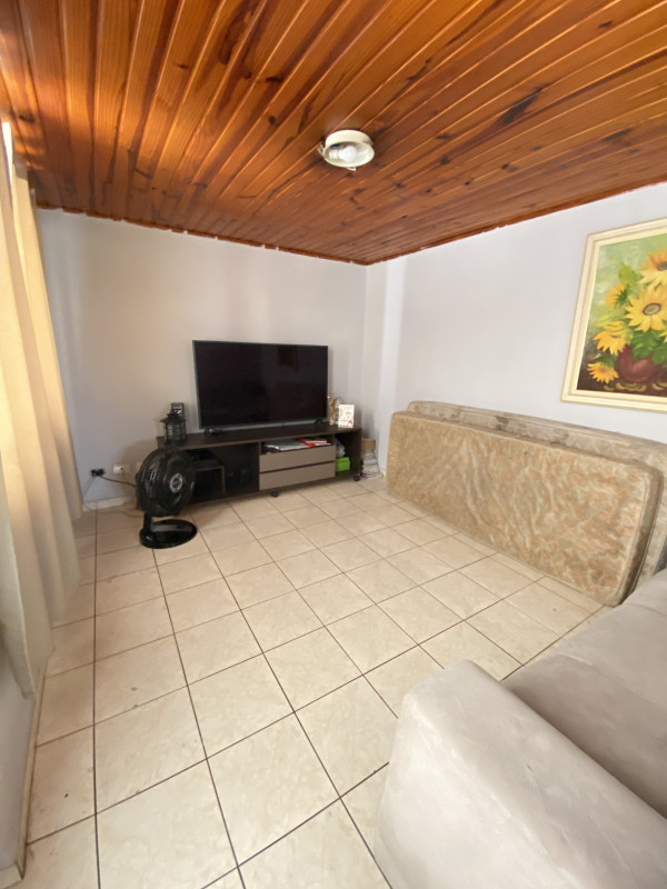 imóvel com 150m² - Conjunto Habitacional Presidente Castelo Branco - Carapicuiba