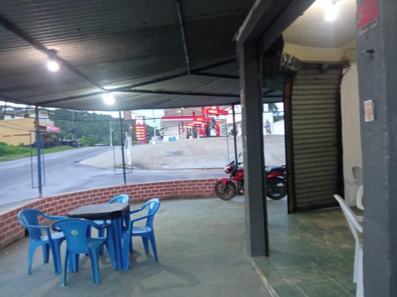 Casa à venda Jardim da Prata com 400m² e 2 quartos por R$ 400.000 - 1683775602-whatsapp-image-2024-01-06-at-20.jpeg
