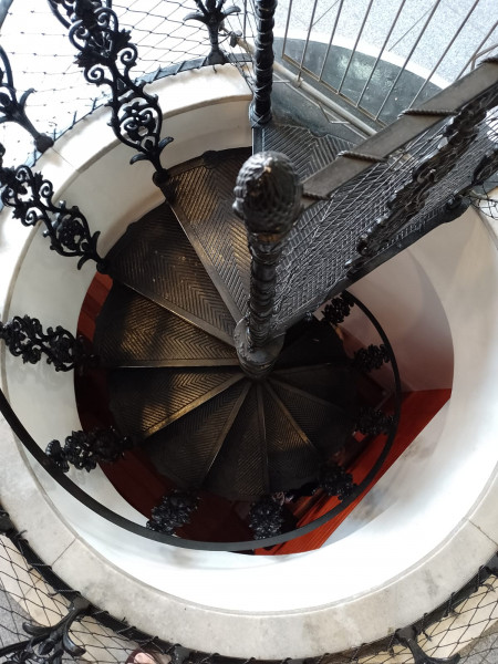 Cobertura à venda Maracanã com 157m² e 2 quartos por R$ 910.000 - 2072964380-28-gourmet-area-interna-escada-acesso-1.jpeg