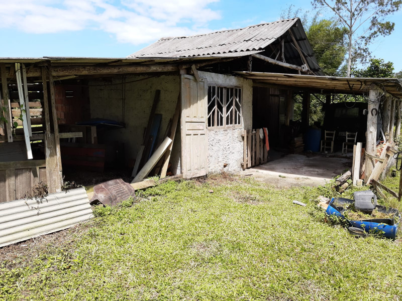 imóvel com 5000m² - Itapocu - Araquari