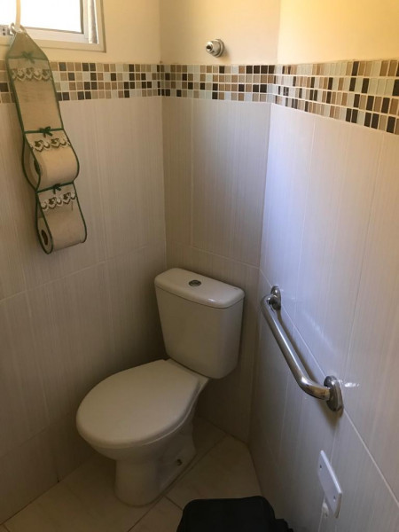 Casa à venda Vila Itapegica com 208m² e 3 quartos por R$ 700.000 - 179021548-img-20240108-wa0034.jpg